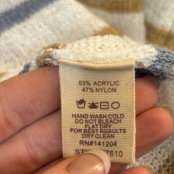 Hem & Thread Striped V-Neck Sweater - Gray and Gold - Picture 4 of 4